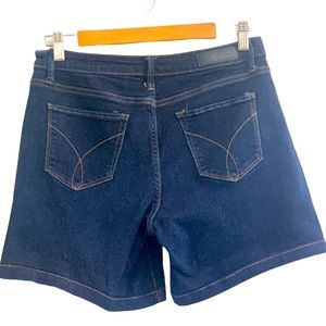 CALVIN KLEIN 90's style denim shorts